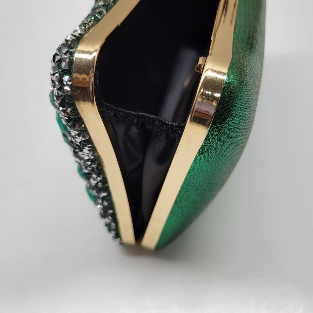 Source Unknown Green and Gold Clutch with Intricate Design - Picture 12 of 16